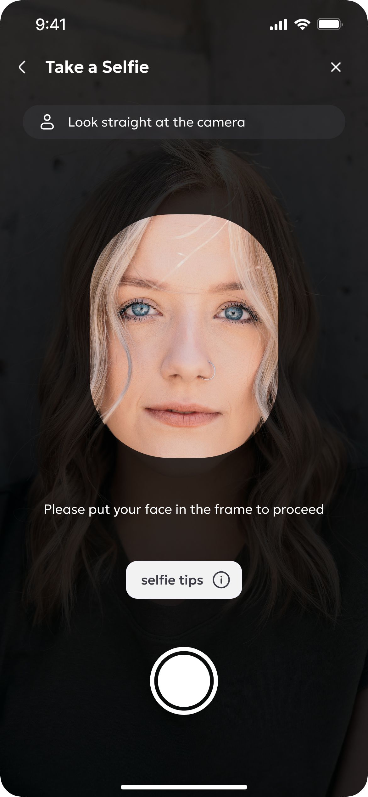 Selfie capture with framing guidance